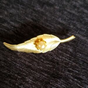 Gold Leaf Brooch with Pearl Detail